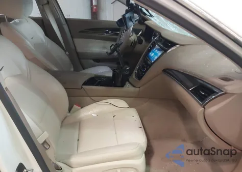 2014 Cadillac Cts Luxury z USA, uszkodzony, nr VIN 1G6AR5S35E0124130